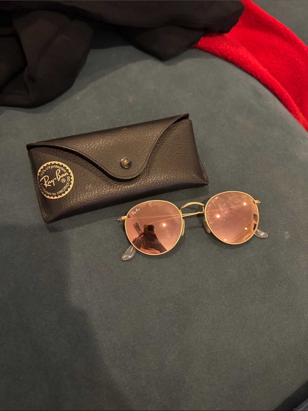 RAYBAN Gold Frame Sunglasses with Pink Lenses